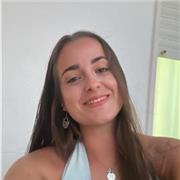 Persona amable y paciente. Experiencia con niños de todas las edades hasta 3 de la ESO.